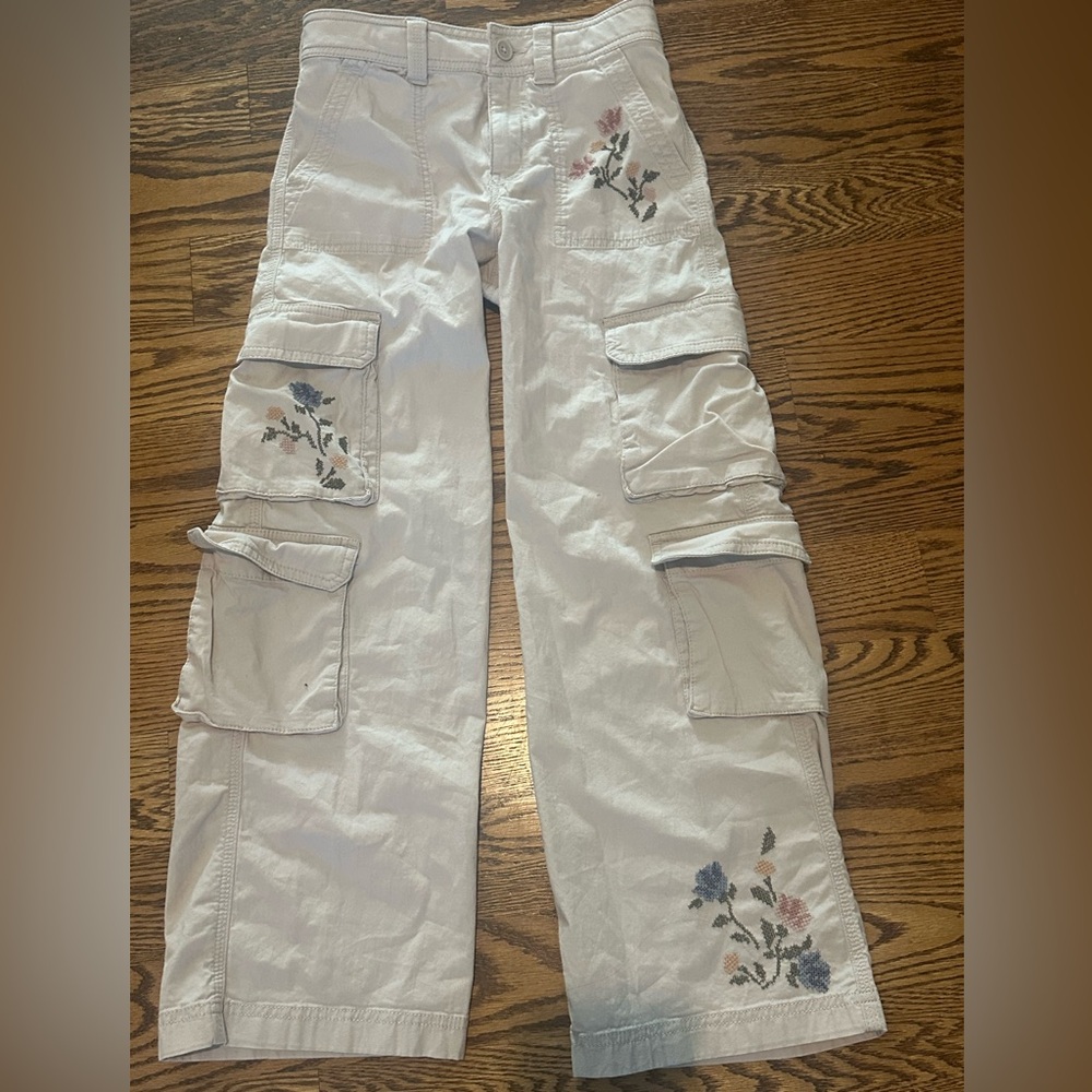 Floral Embroidered Cargo Pants